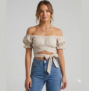 Pink Diamond Esmeralda Wrap Crop Top Beige Off Shoulder Cotton Size 12 EUC